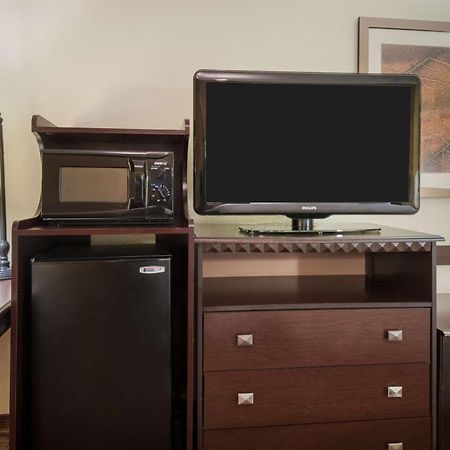 Hampton Inn Charlotte University Place Екстериор снимка