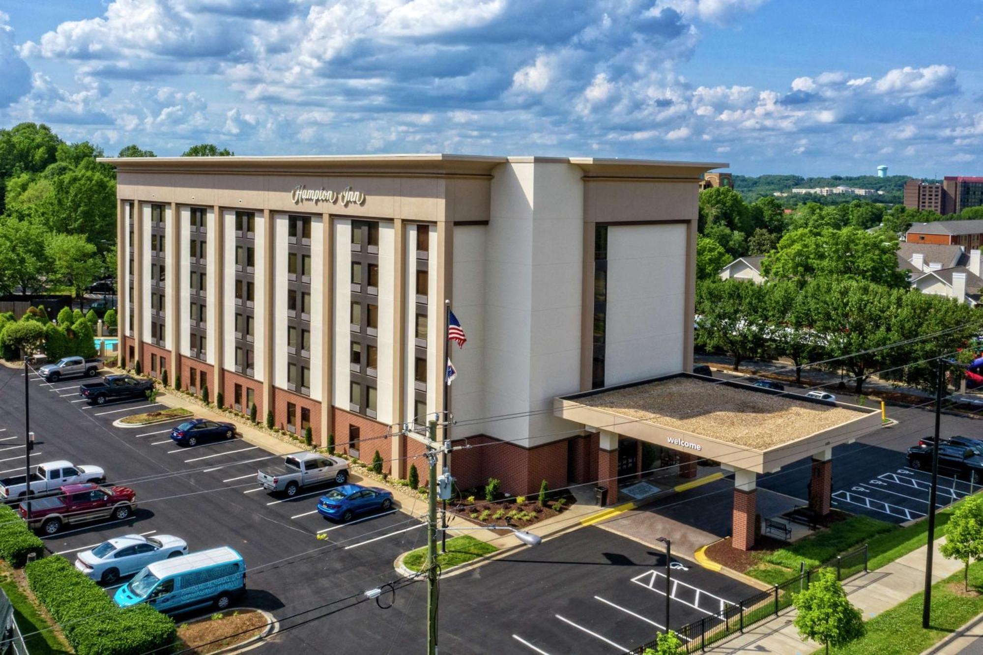 Hampton Inn Charlotte University Place Екстериор снимка